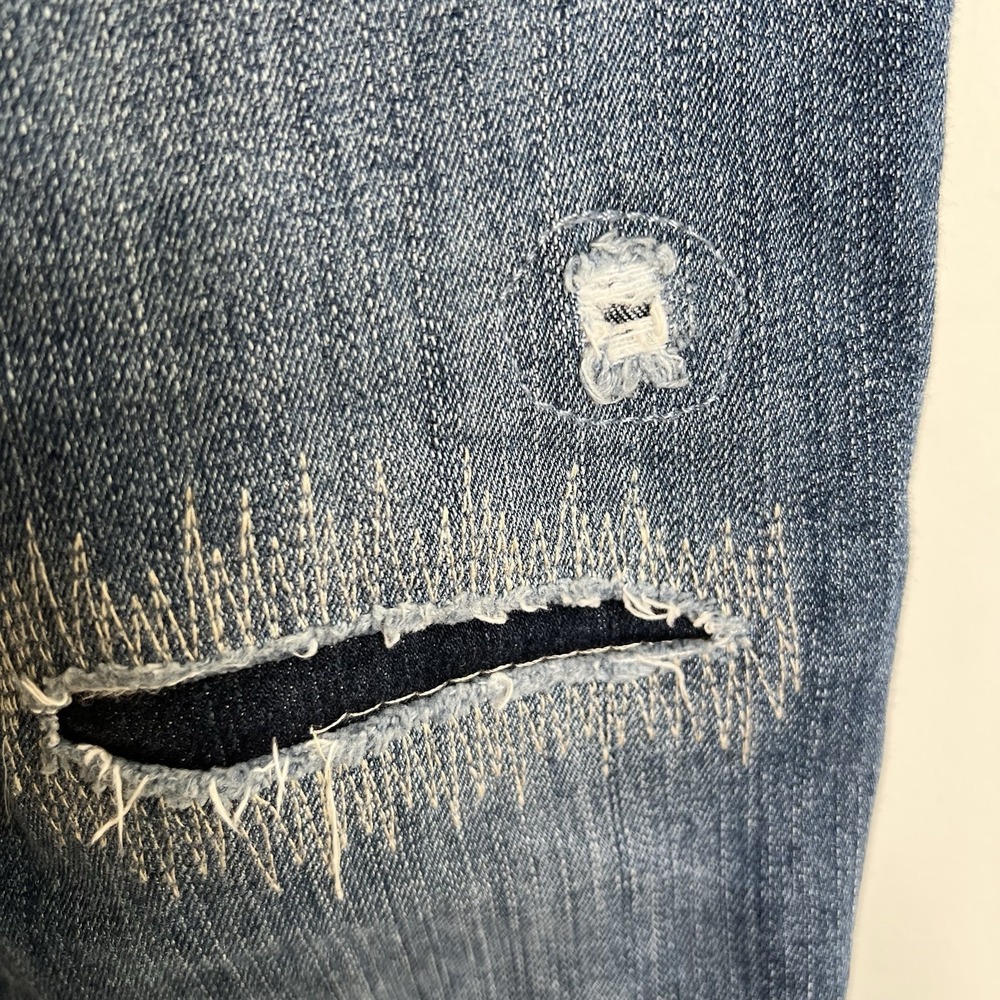 White House Black Market Women's Size 4 Med Dark Distressed Straight Crop Jeans‎ - Picture 4 of 8